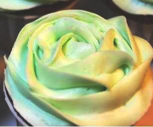 Avocado Chocolate Cupcakes With Creamy Mint Icing